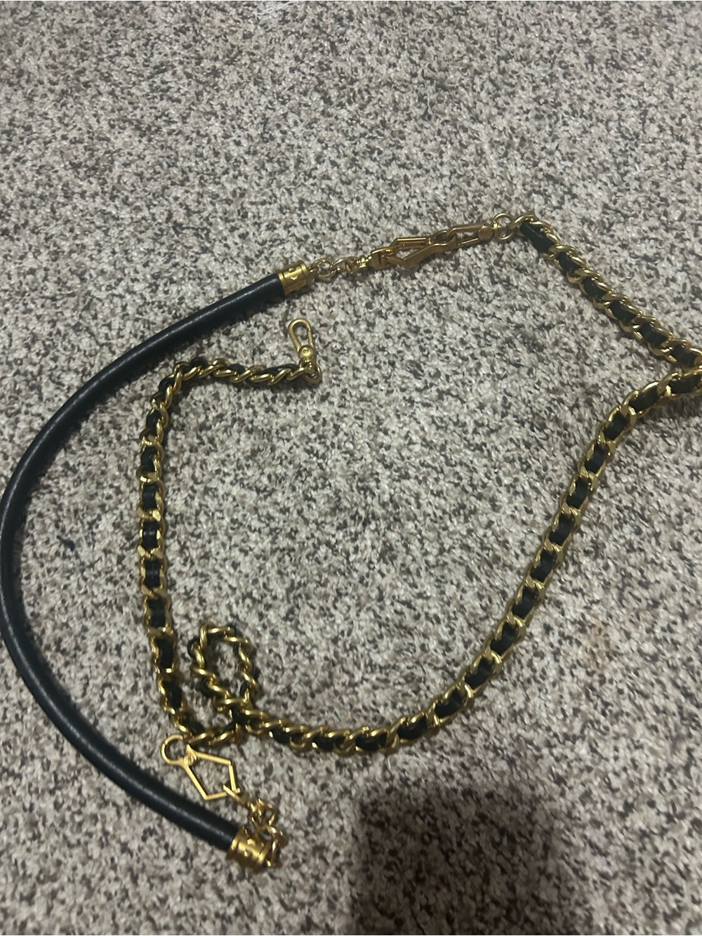 Black and Gold Leather-Trim Chain Strap - Picture 6 of 7